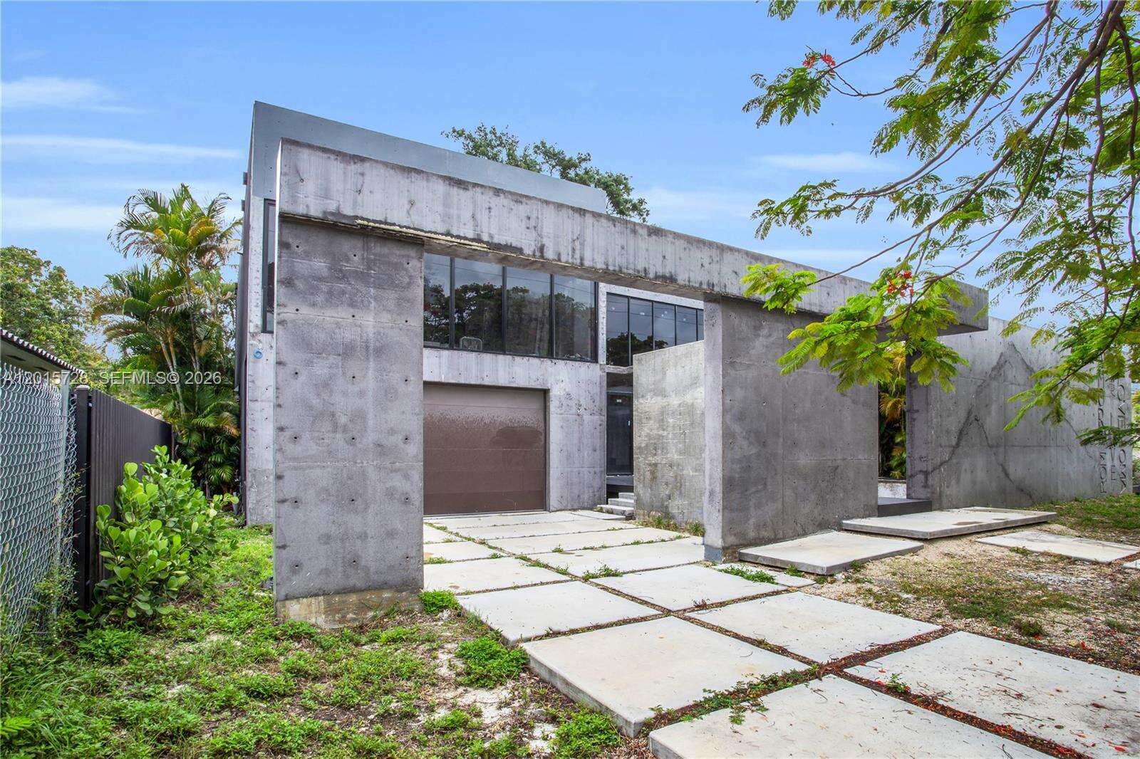 221 25th Rd, Miami, FL 33129 | Picture 1