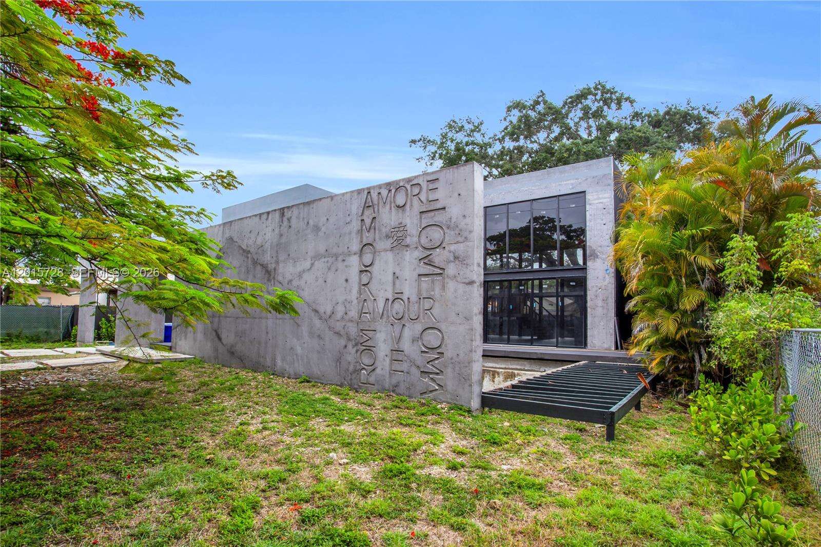 221 25th Rd, Miami, FL 33129 | Picture 2
