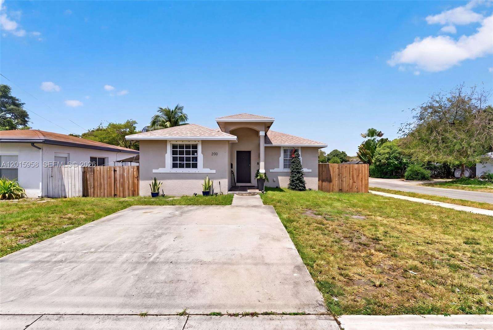 200 2nd Ave, Hallandale Beach, FL 33009 | Picture 2
