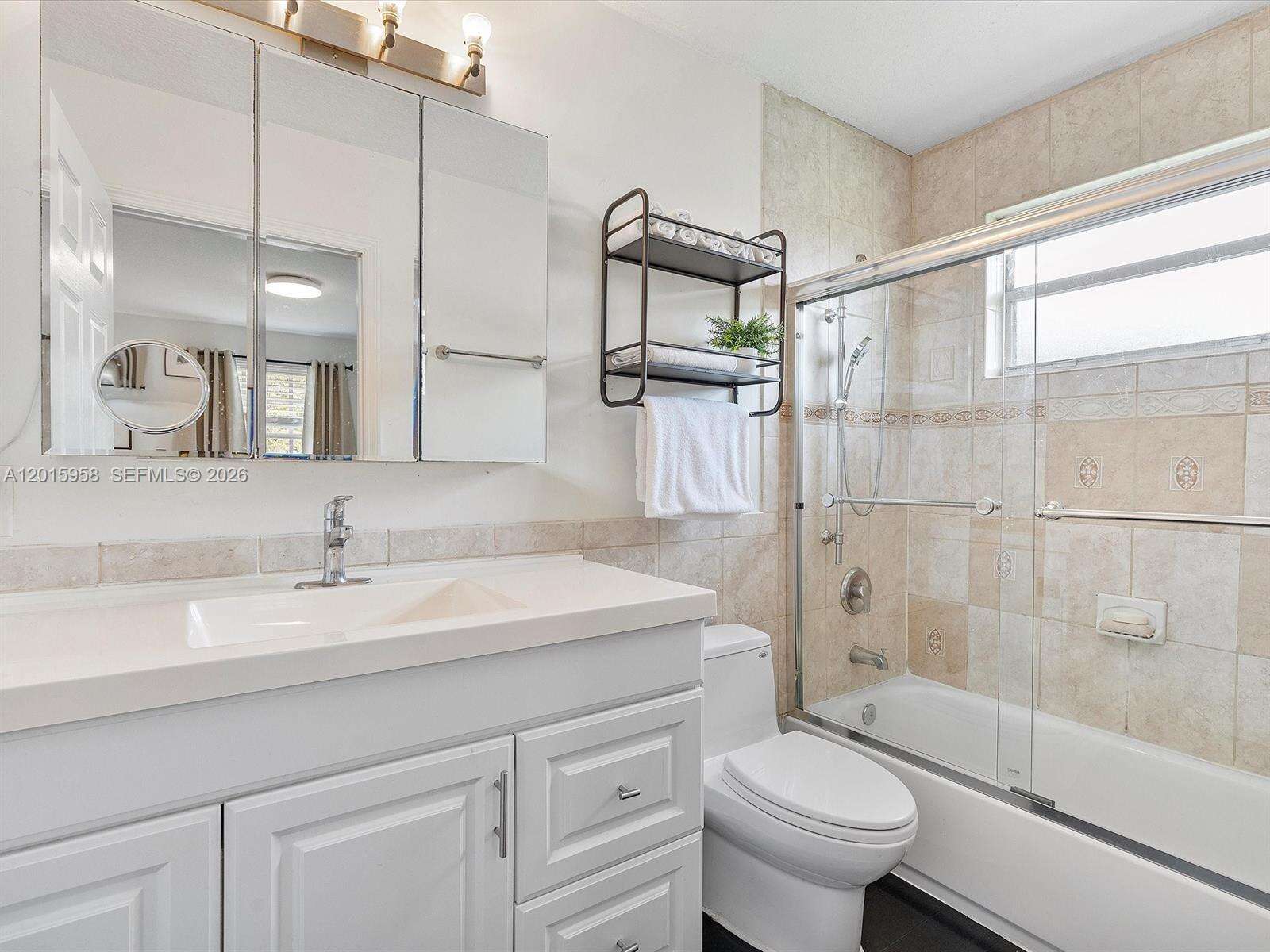200 2nd Ave, Hallandale Beach, FL 33009 | Picture 18