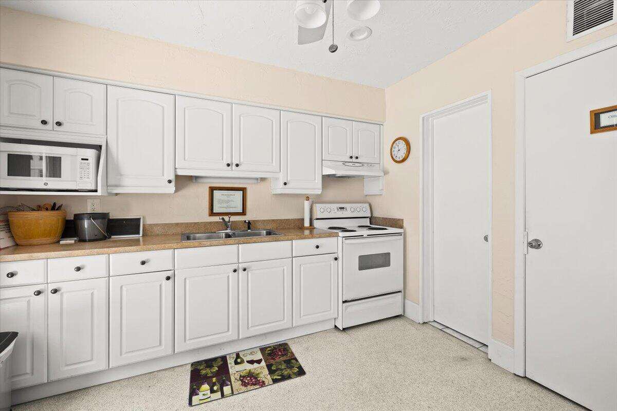 2611 21, Fort Lauderdale, FL 33316 - For Sale photo 46