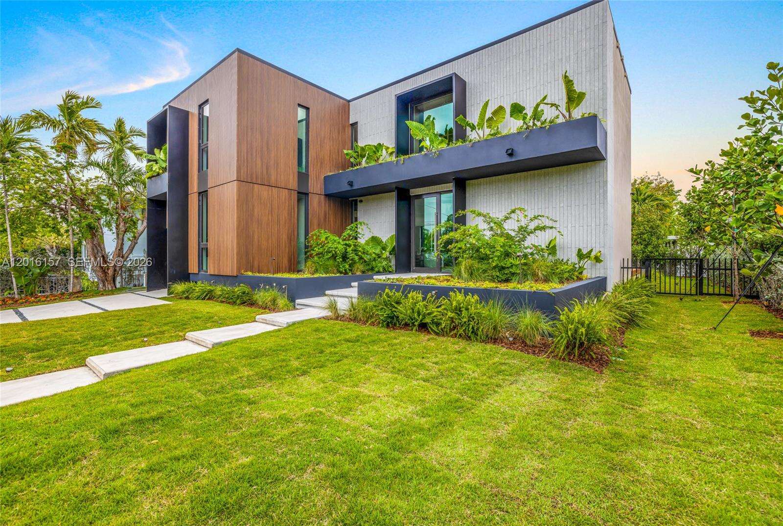 4550 Jefferson Ave, Miami Beach, FL 33140 | Picture 3