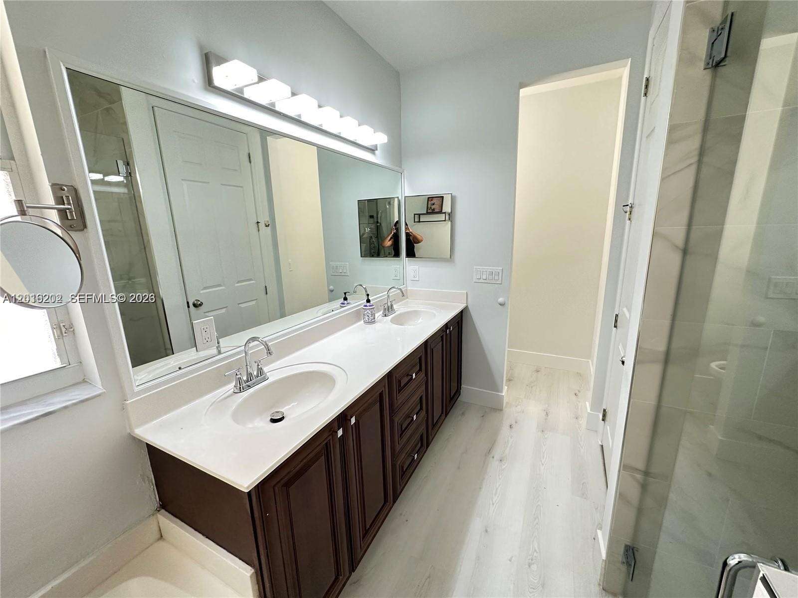 1261 Hayes St, Hollywood, FL 33019 - For Sale photo 18