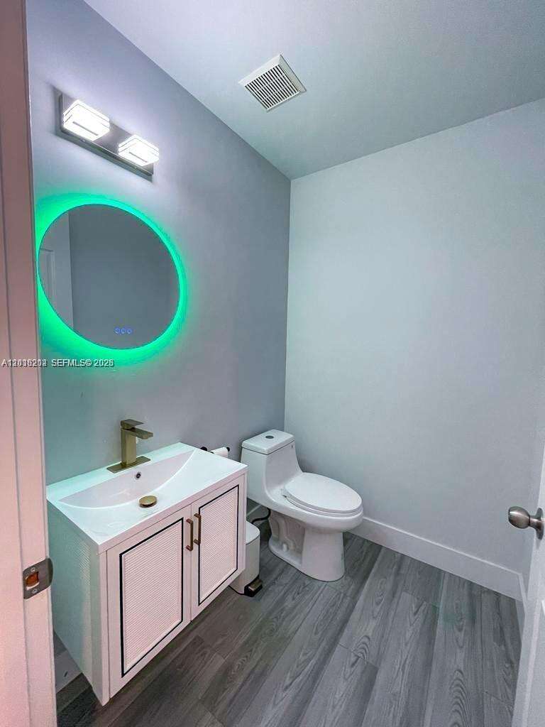 1261 Hayes St, Hollywood, FL 33019 - For Sale photo 10