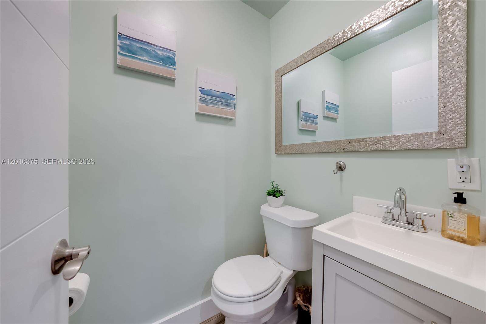 2747 Dewey St, Hollywood, FL 33020 - For Sale photo 11