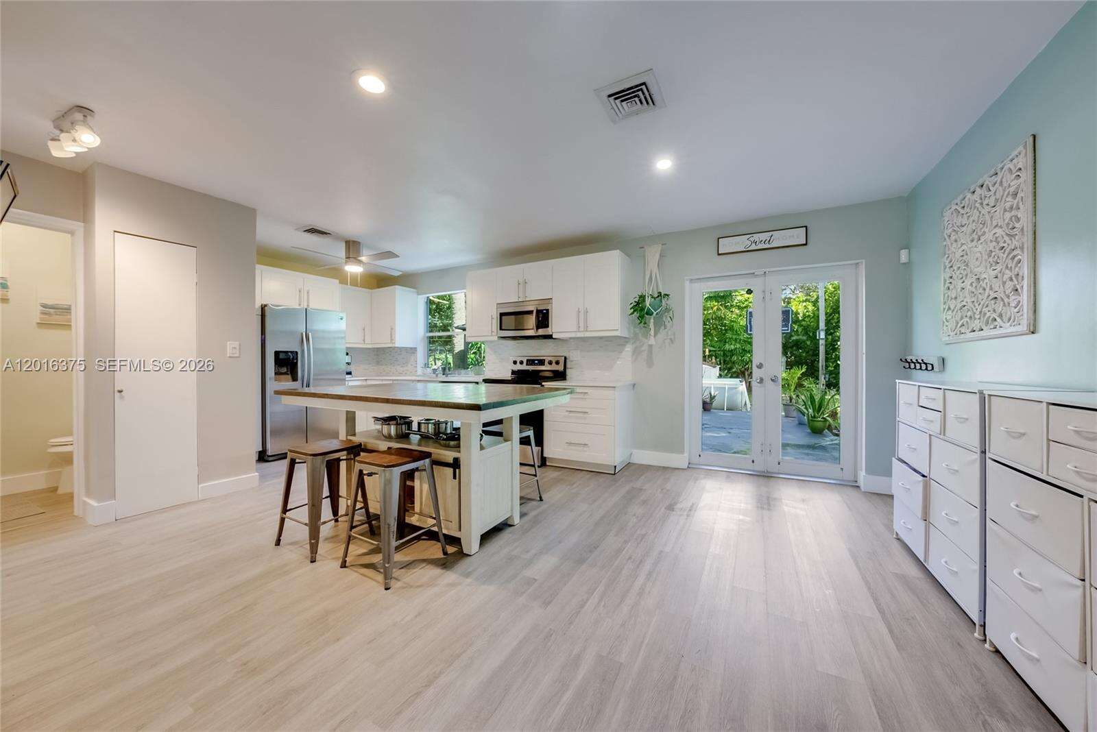 2747 Dewey St, Hollywood, FL 33020 - For Sale photo 3