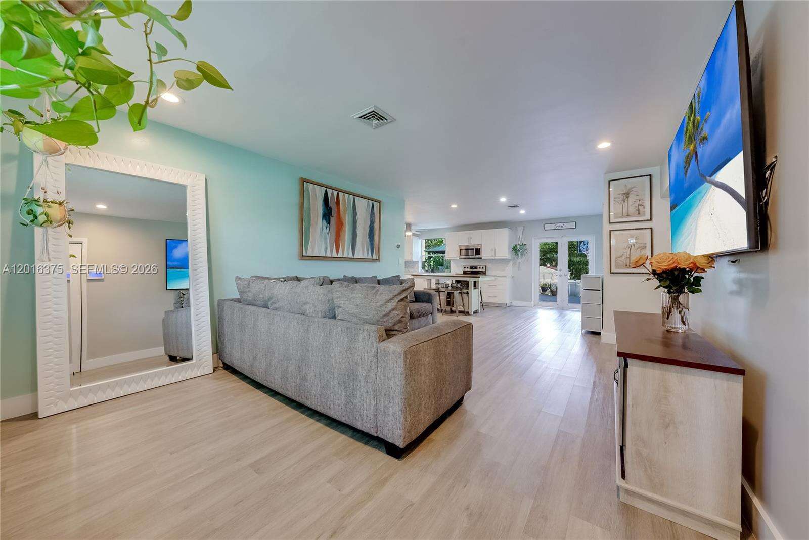 2747 Dewey St, Hollywood, FL 33020 - For Sale photo 5