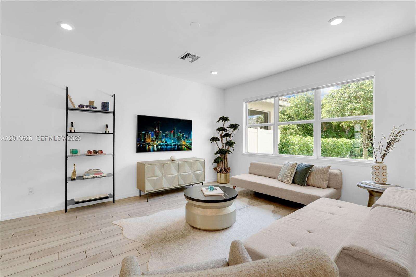 4774 Eucalyptus Dr, Hollywood, FL 33021 | Picture 19