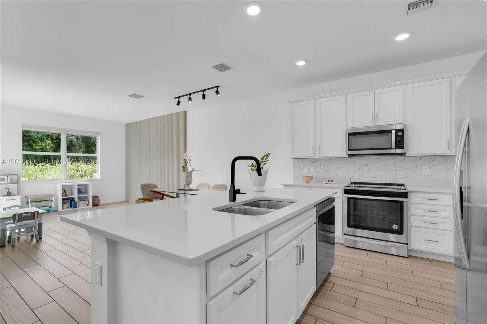 4774 Eucalyptus Dr, Hollywood, FL 33021 | Picture 25