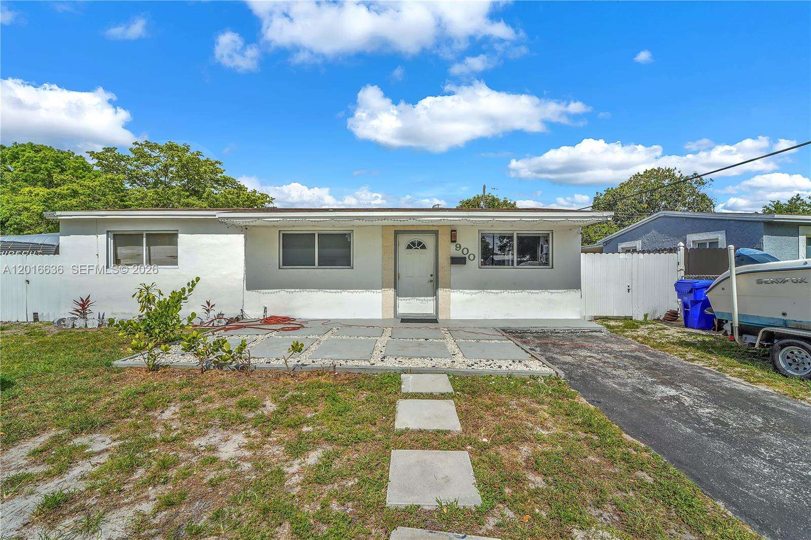 900 70th Ave, Hollywood, FL 33024 - For Sale photo 1