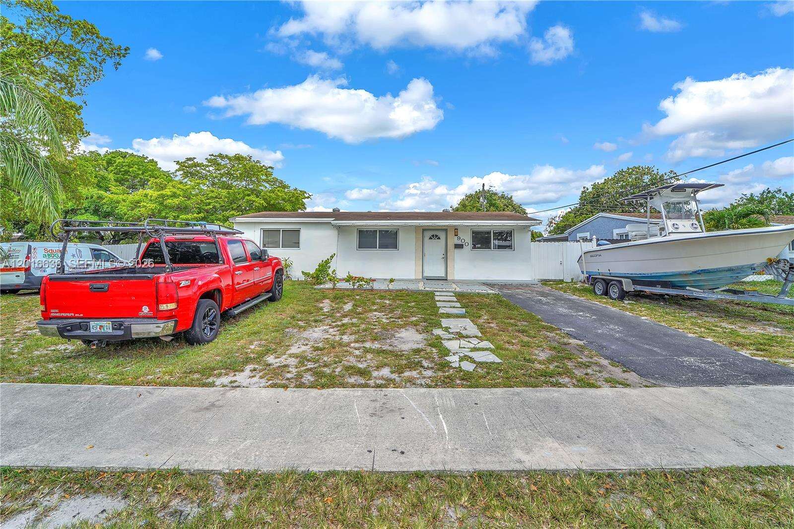 900 70th Ave, Hollywood, FL 33024 - For Sale photo 2