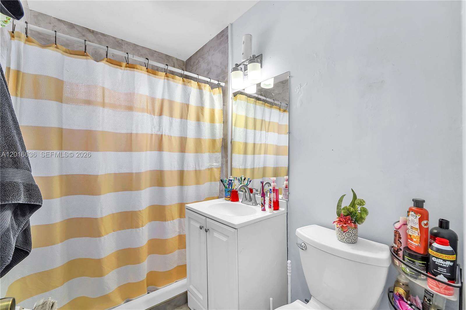 900 70th Ave, Hollywood, FL 33024 - For Sale photo 14