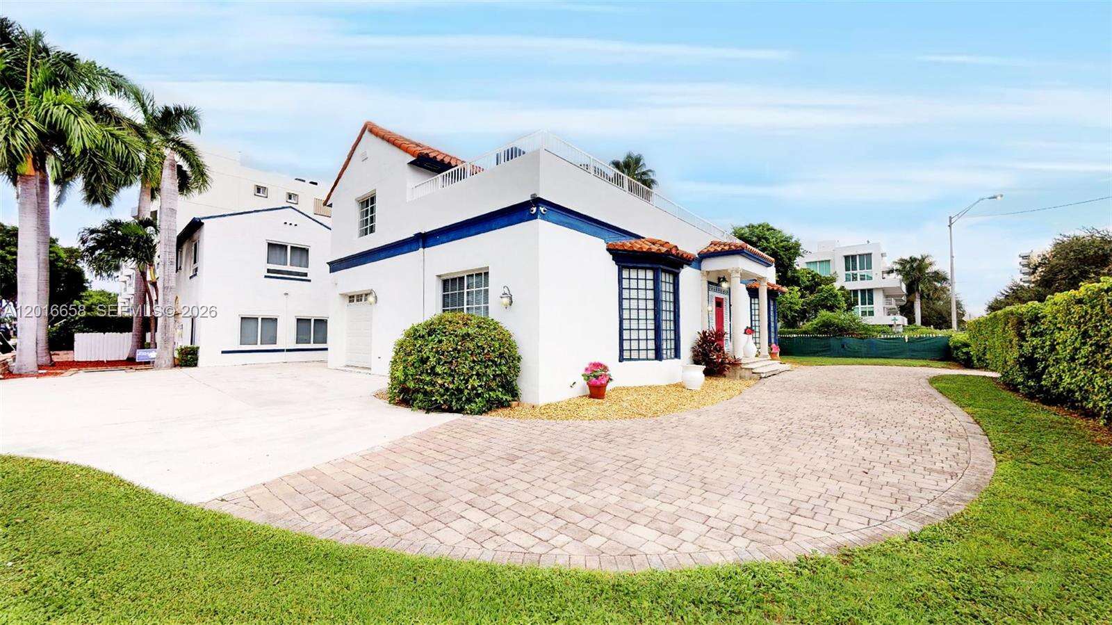 1315 14th St, Miami Beach, FL 33139 | Picture 1