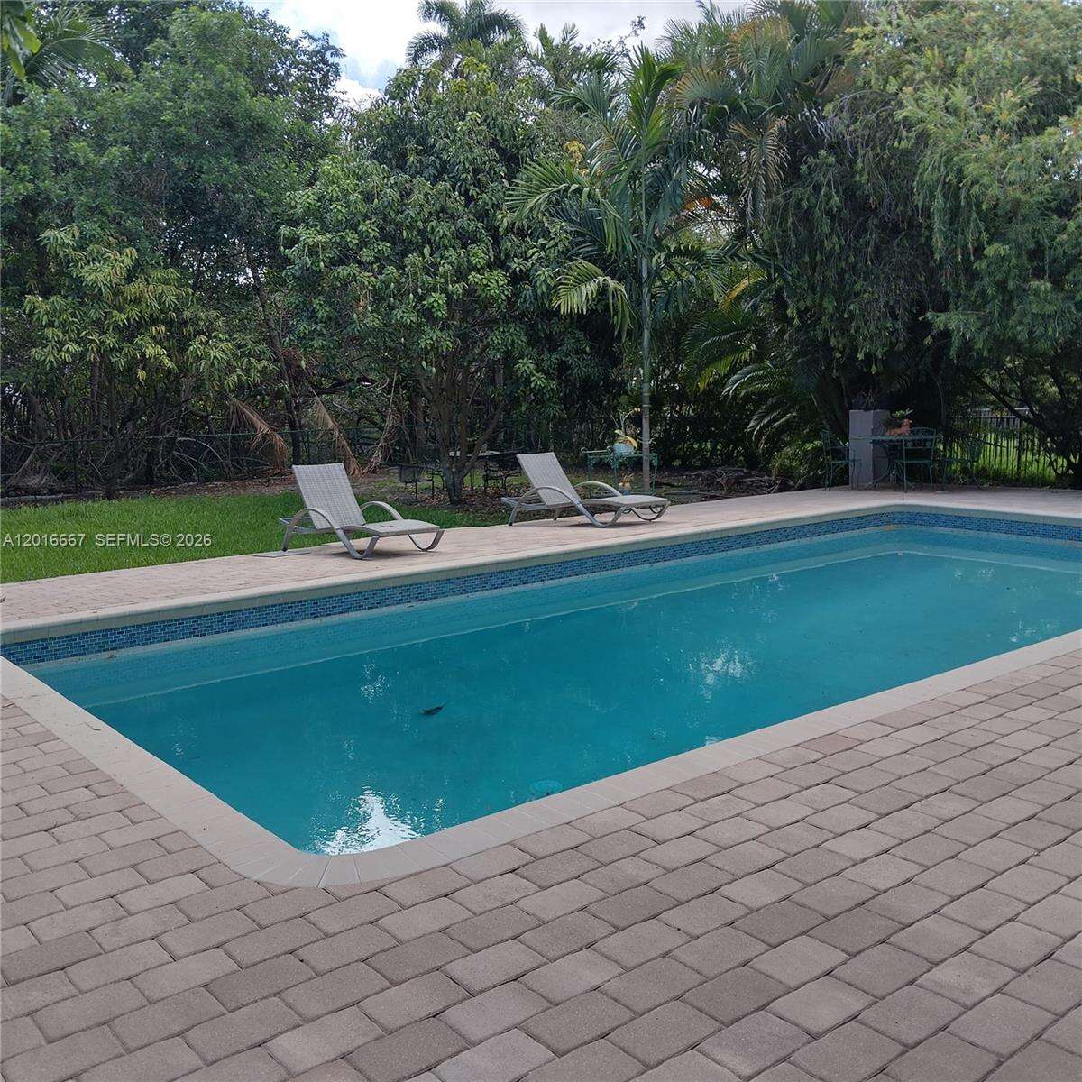 20021 25th Ave, Miami, FL 33180 - For Sale photo 9