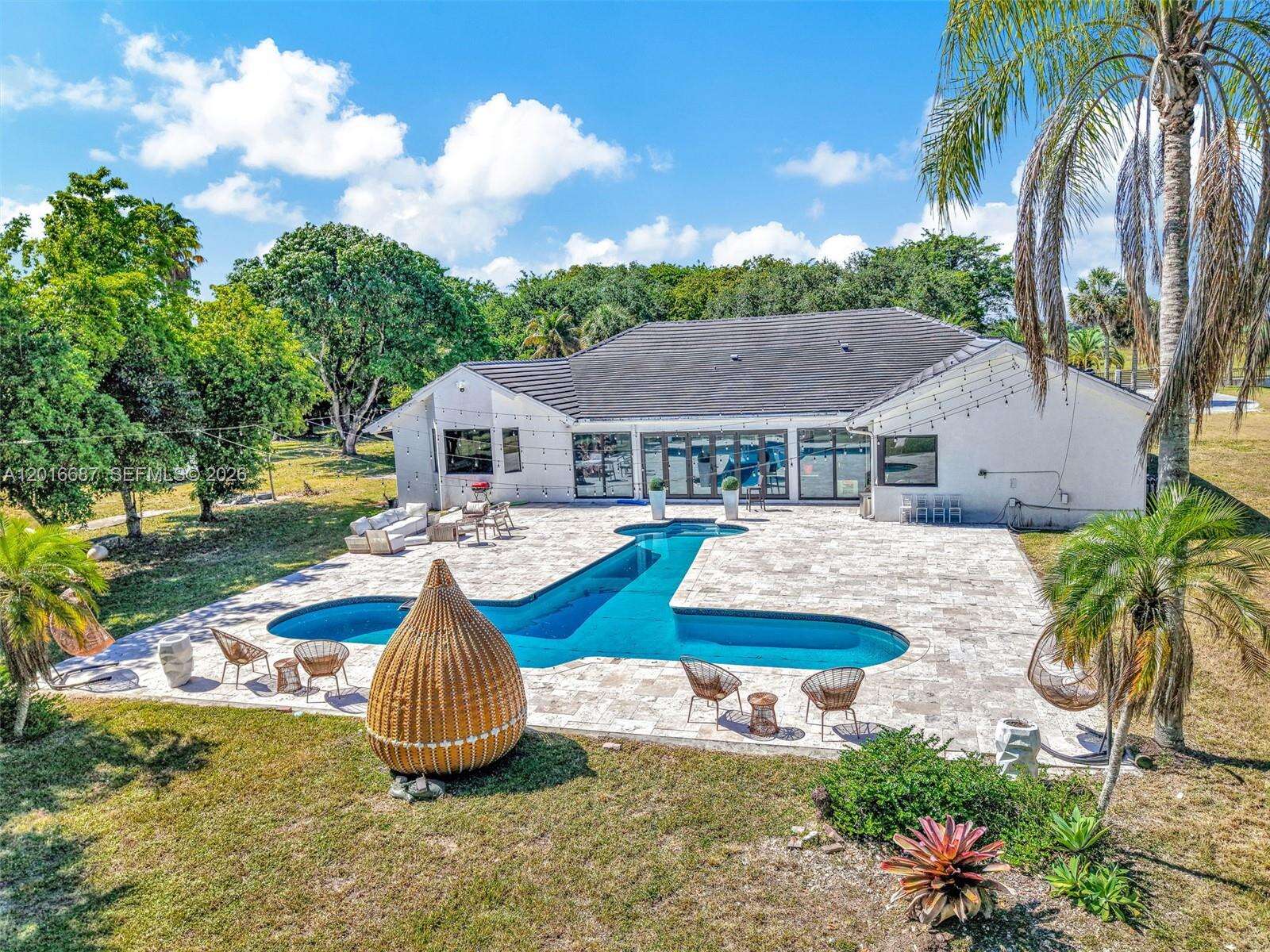 17795 158th St, Miami, FL 33187 - For Sale photo 19