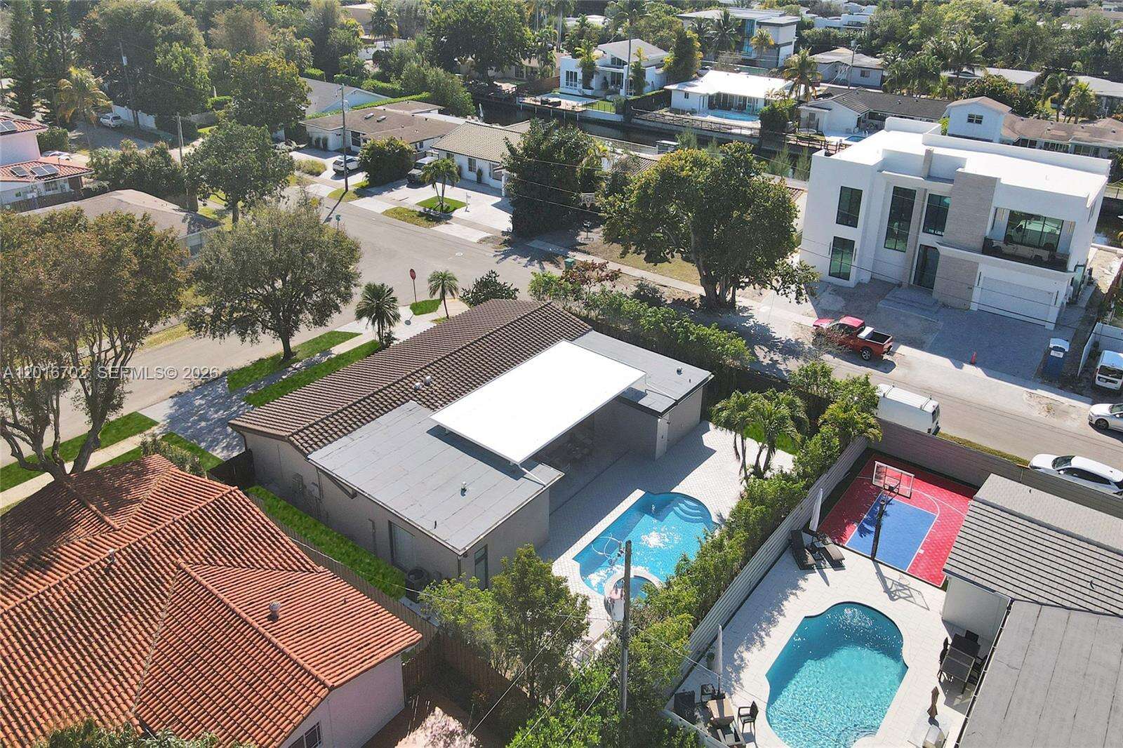 19694 24th Ave, Miami, FL 33180 - For Sale photo 40