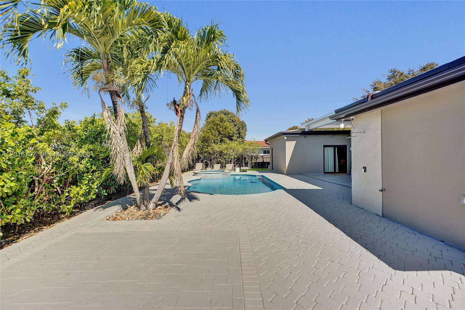 19694 24th Ave, Miami, FL 33180 - For Sale photo 64