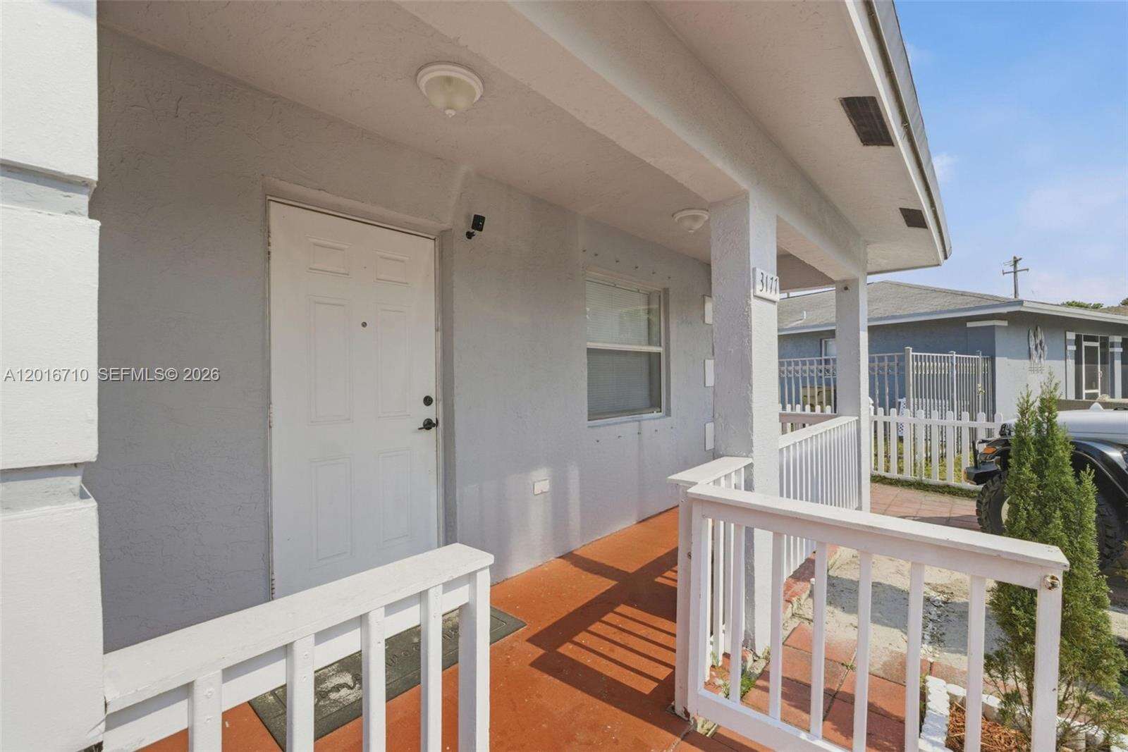 3177 75th Way, Hollywood, FL 33024 - For Sale photo 3