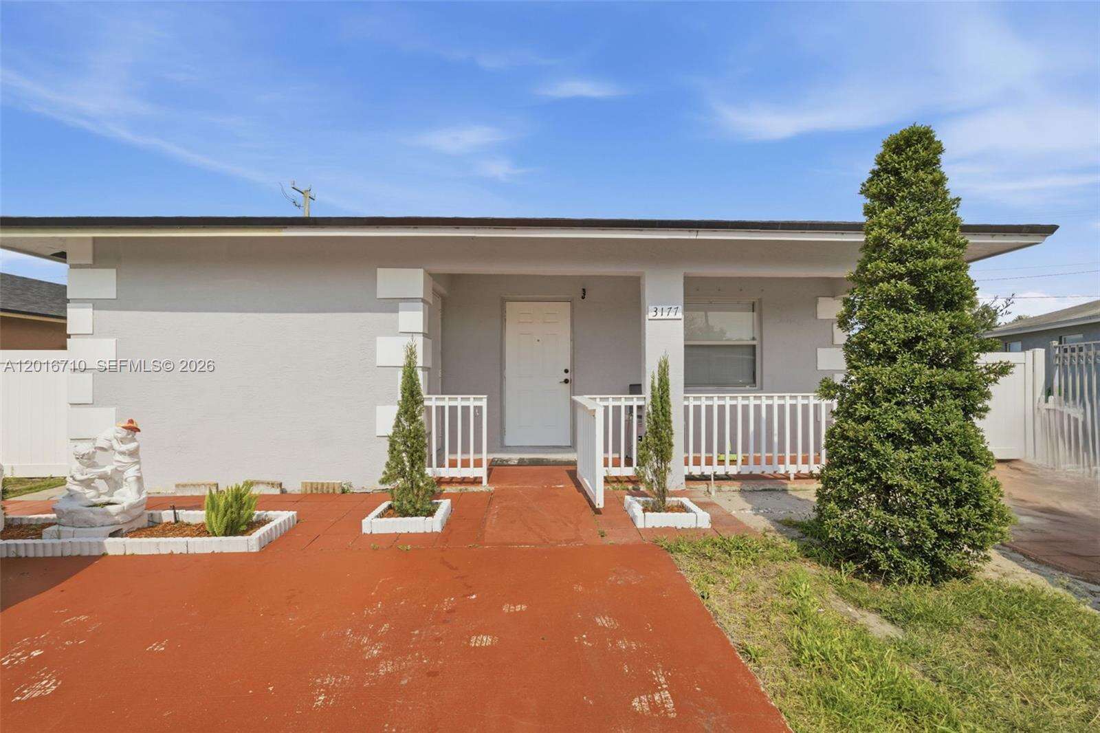 3177 75th Way, Hollywood, FL 33024 - For Sale photo 5