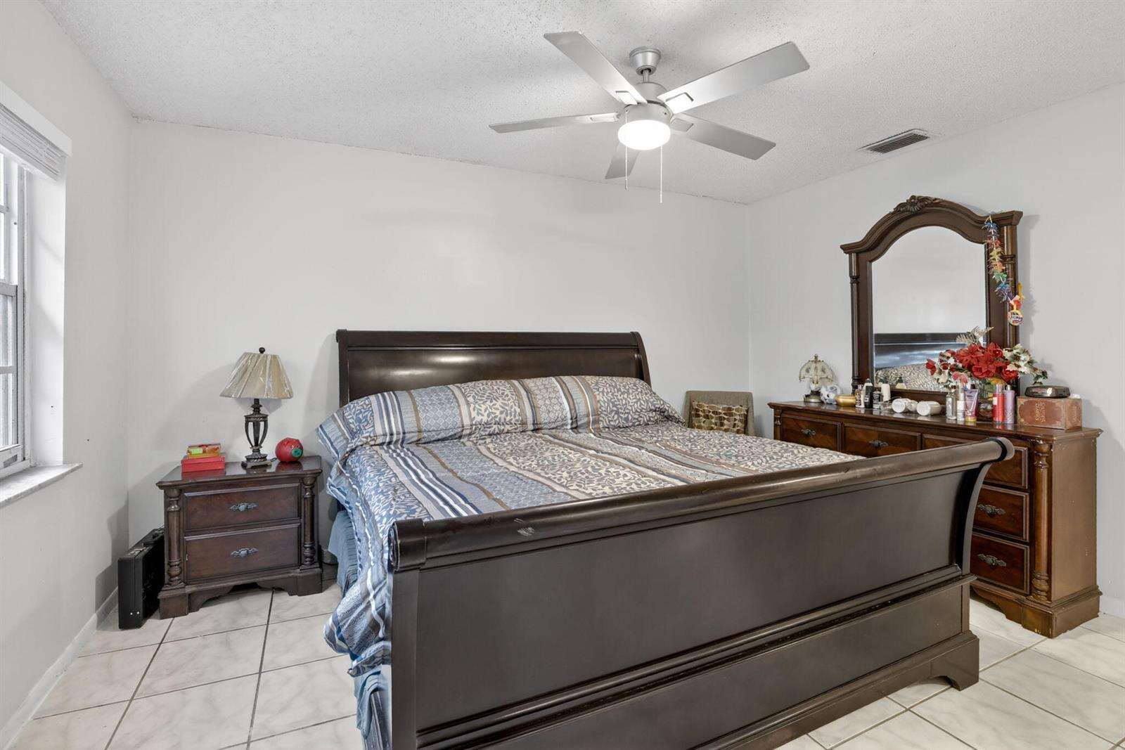 1411 89th, Pembroke Pines, FL 33024 - For Sale photo 16