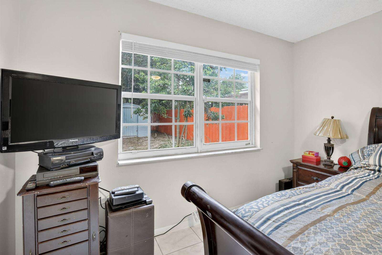 1411 89th, Pembroke Pines, FL 33024 - For Sale photo 20