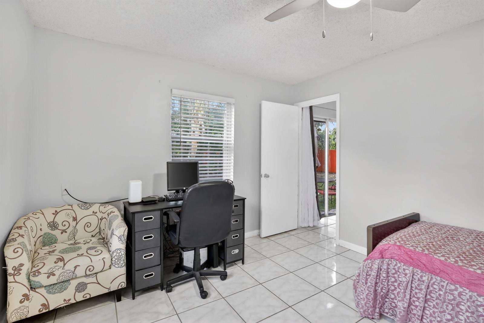 1411 89th, Pembroke Pines, FL 33024 - For Sale photo 26