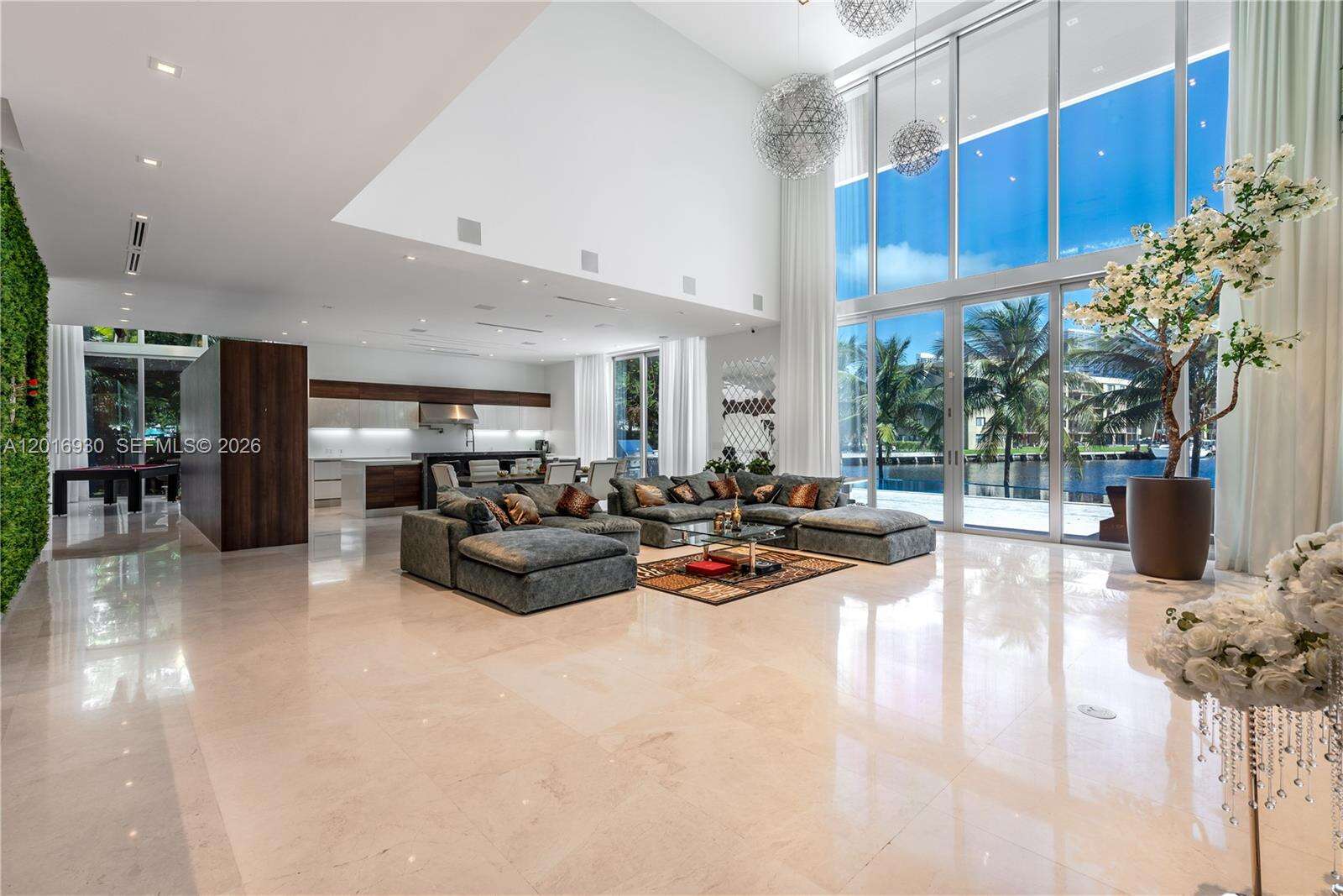 400 Tamarind Dr, Hallandale Beach, FL 33009 | Picture 14