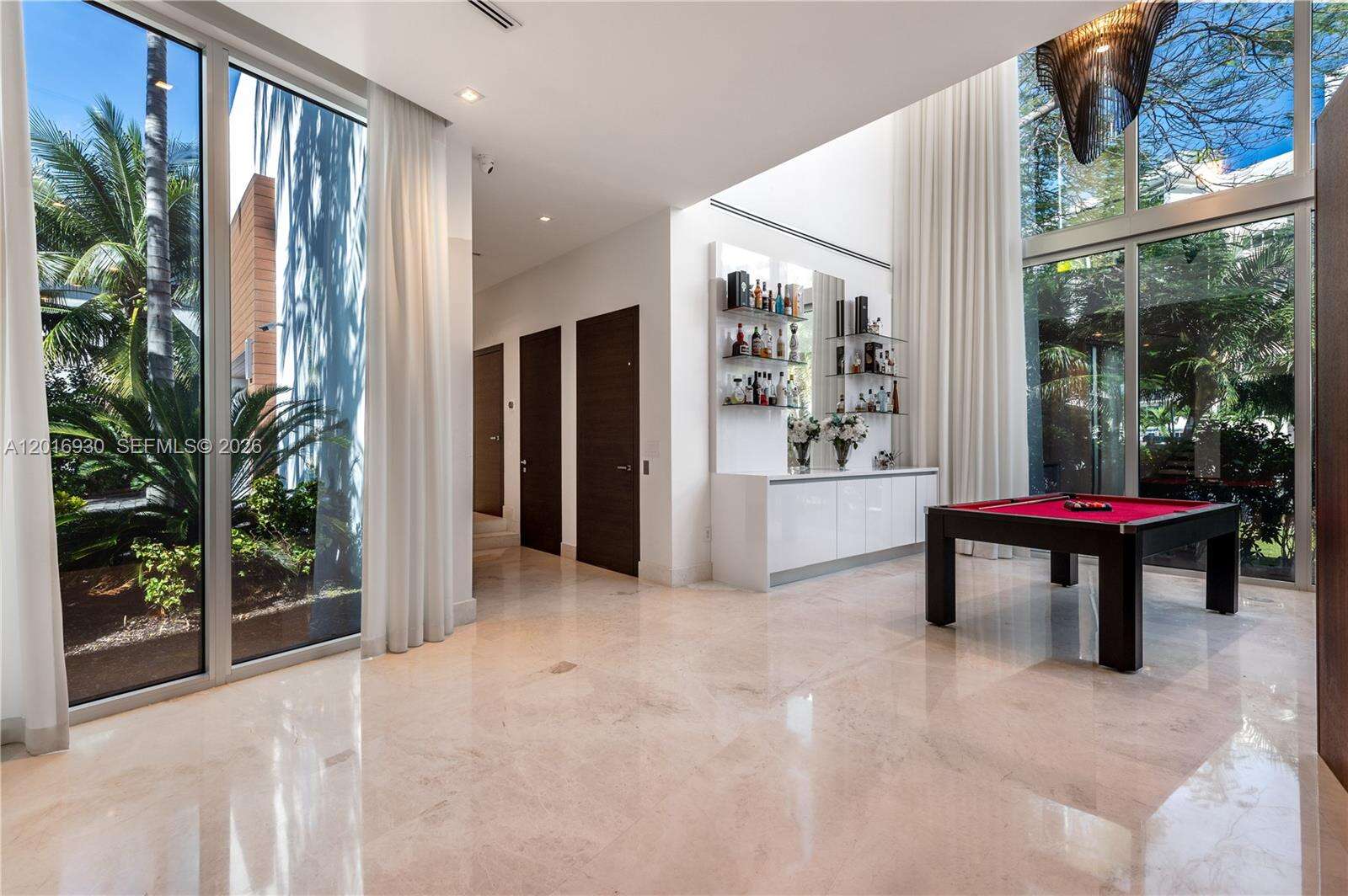 400 Tamarind Dr, Hallandale Beach, FL 33009 | Picture 23