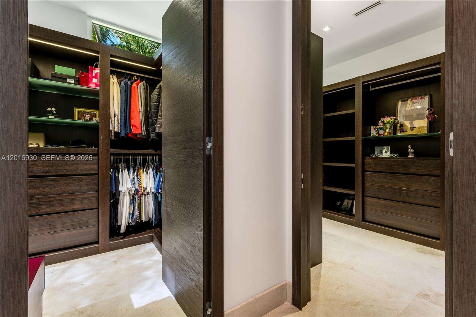 400 Tamarind Dr, Hallandale Beach, FL 33009 | Picture 29