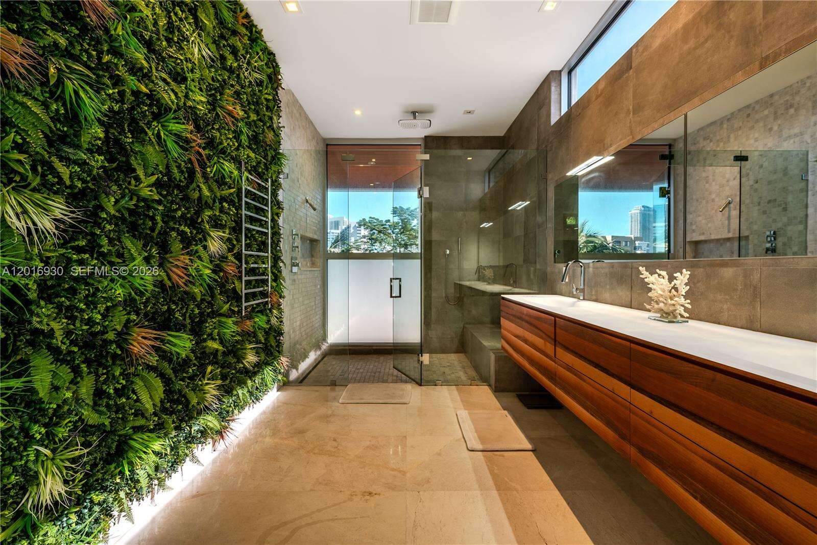 400 Tamarind Dr, Hallandale Beach, FL 33009 | Picture 32
