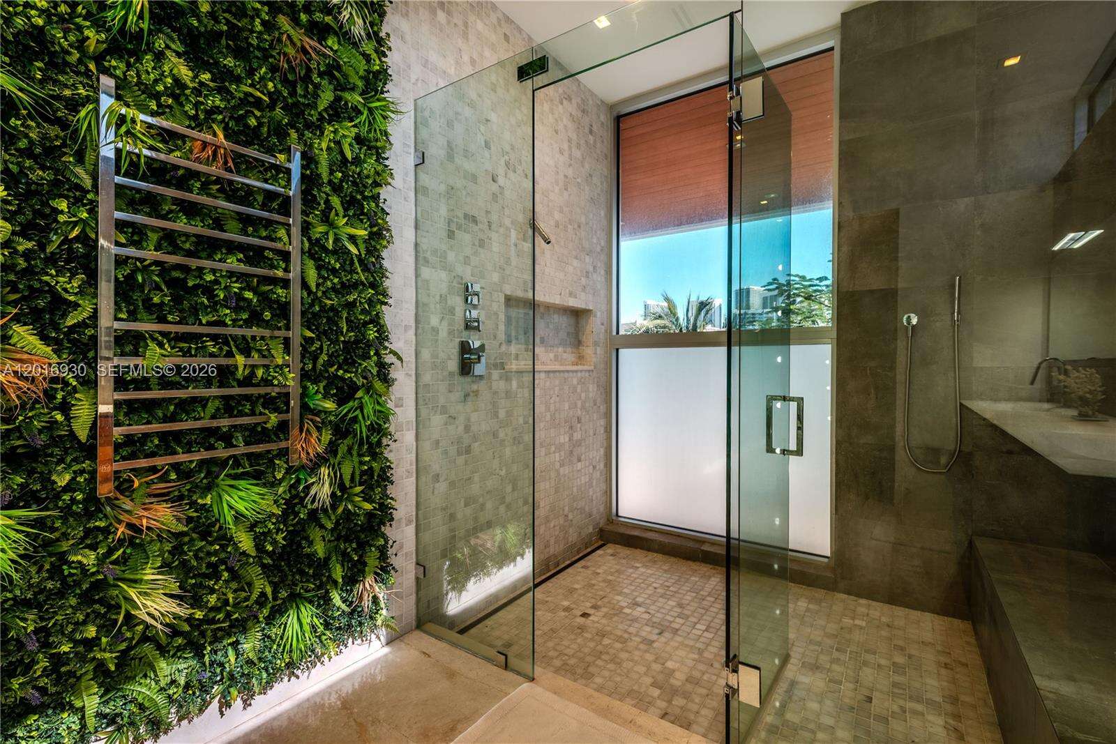 400 Tamarind Dr, Hallandale Beach, FL 33009 | Picture 33