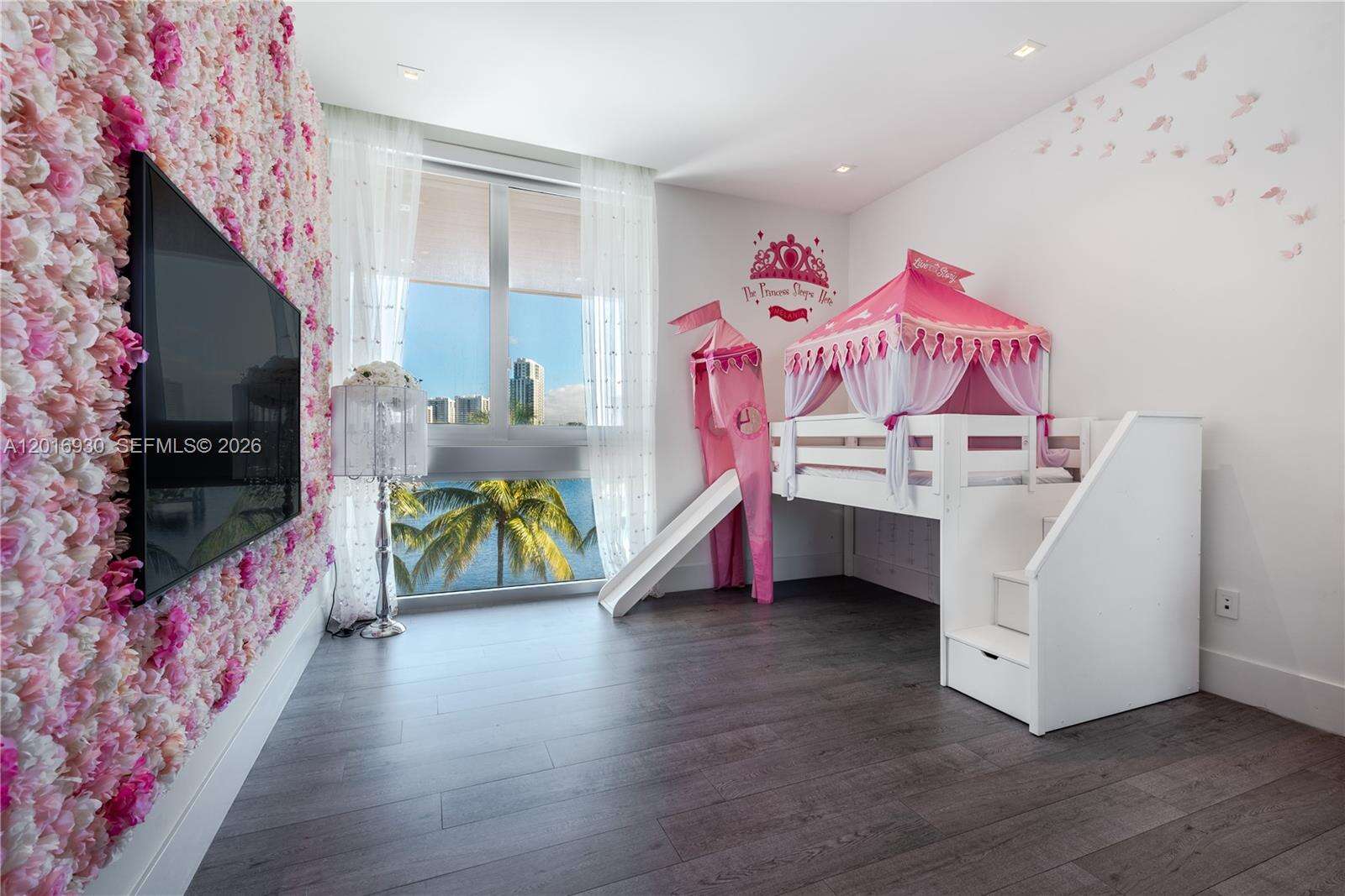 400 Tamarind Dr, Hallandale Beach, FL 33009 | Picture 37