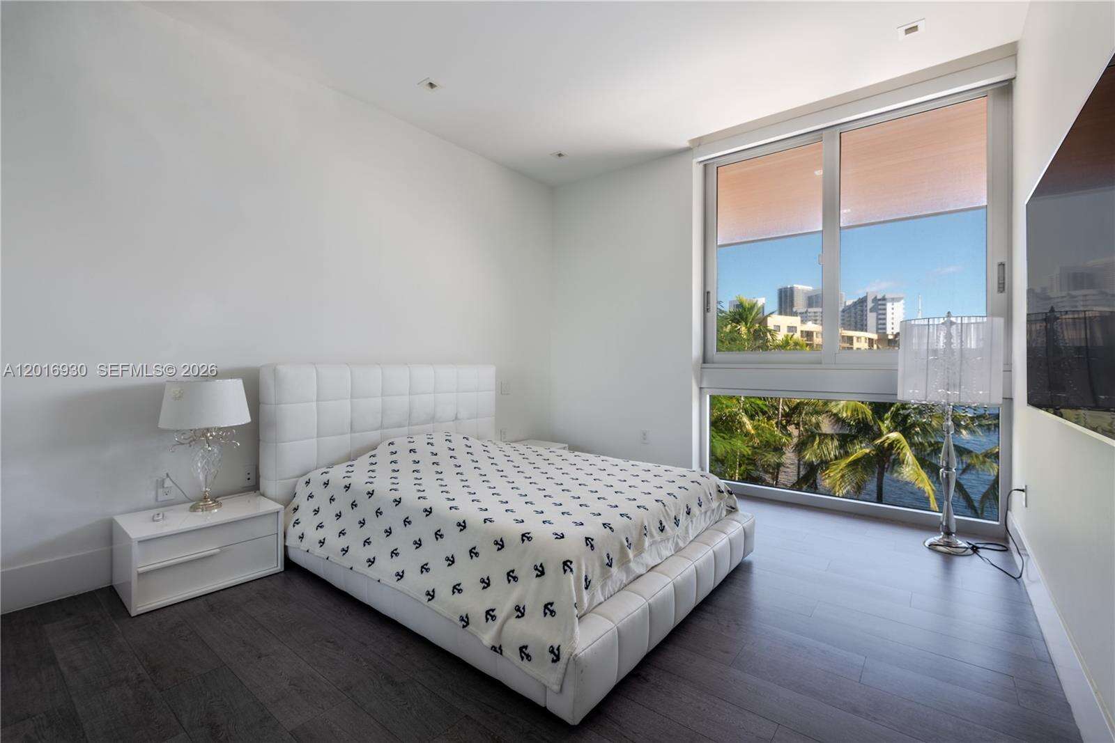400 Tamarind Dr, Hallandale Beach, FL 33009 | Picture 39