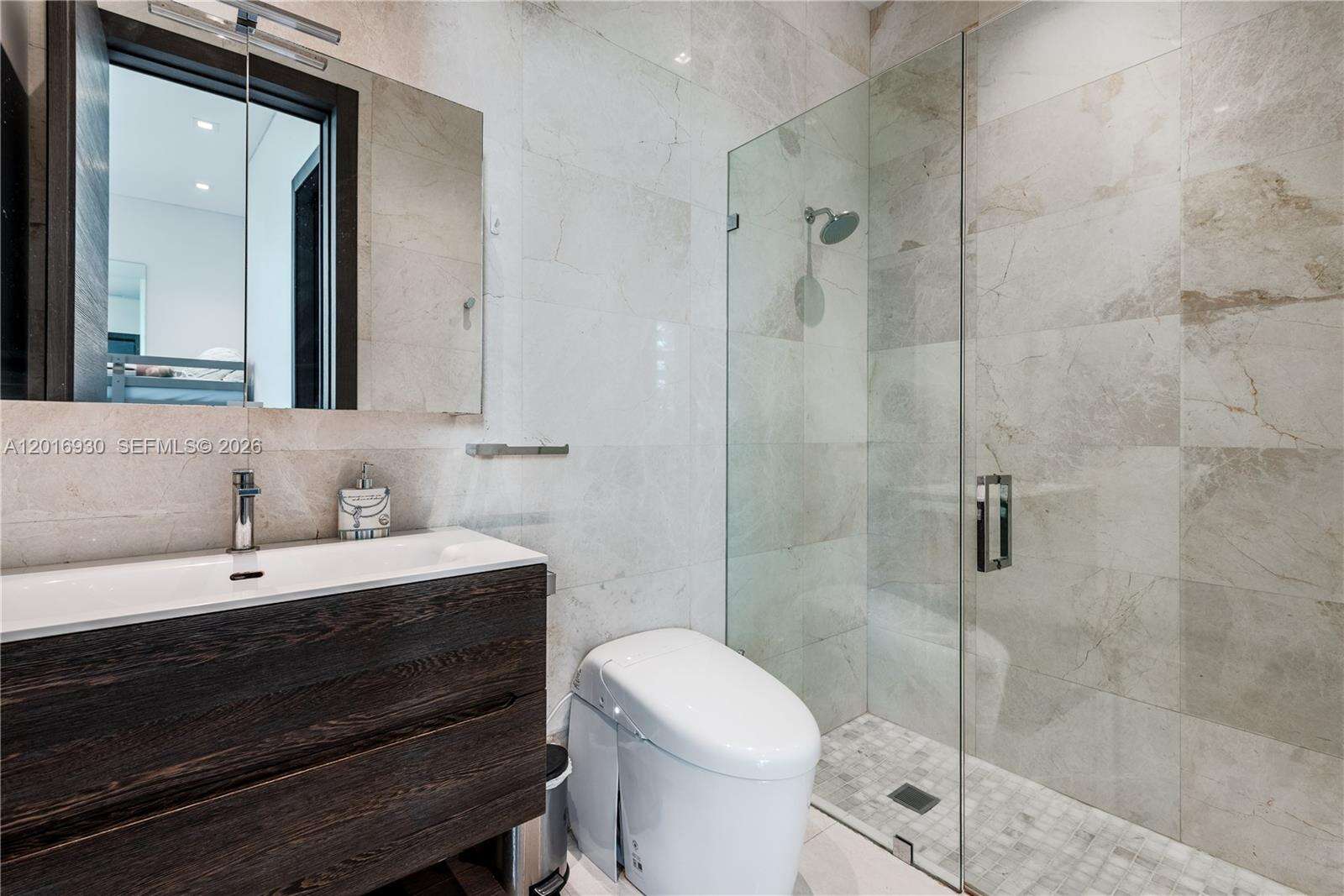 400 Tamarind Dr, Hallandale Beach, FL 33009 | Picture 44