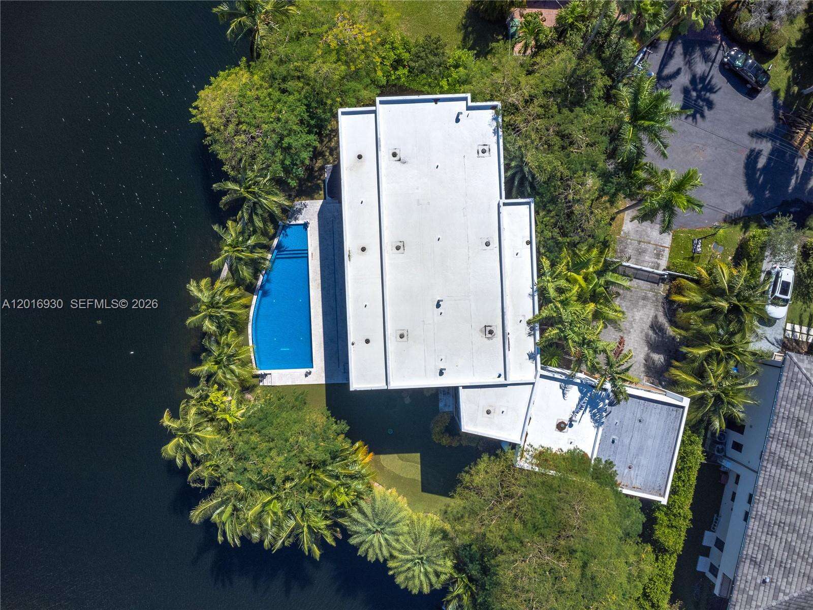 400 Tamarind Dr, Hallandale Beach, FL 33009 | Picture 46