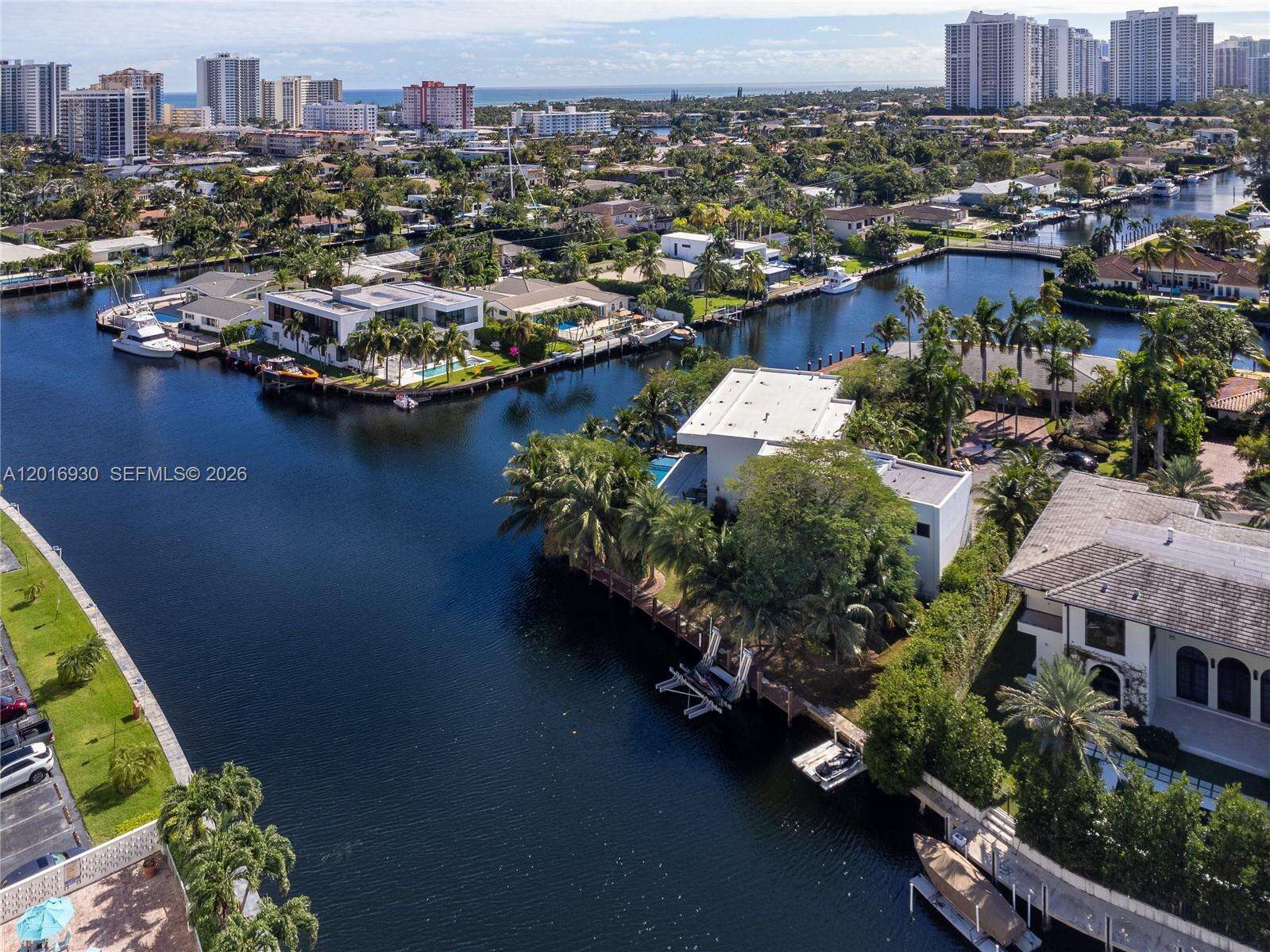 400 Tamarind Dr, Hallandale Beach, FL 33009 | Picture 51