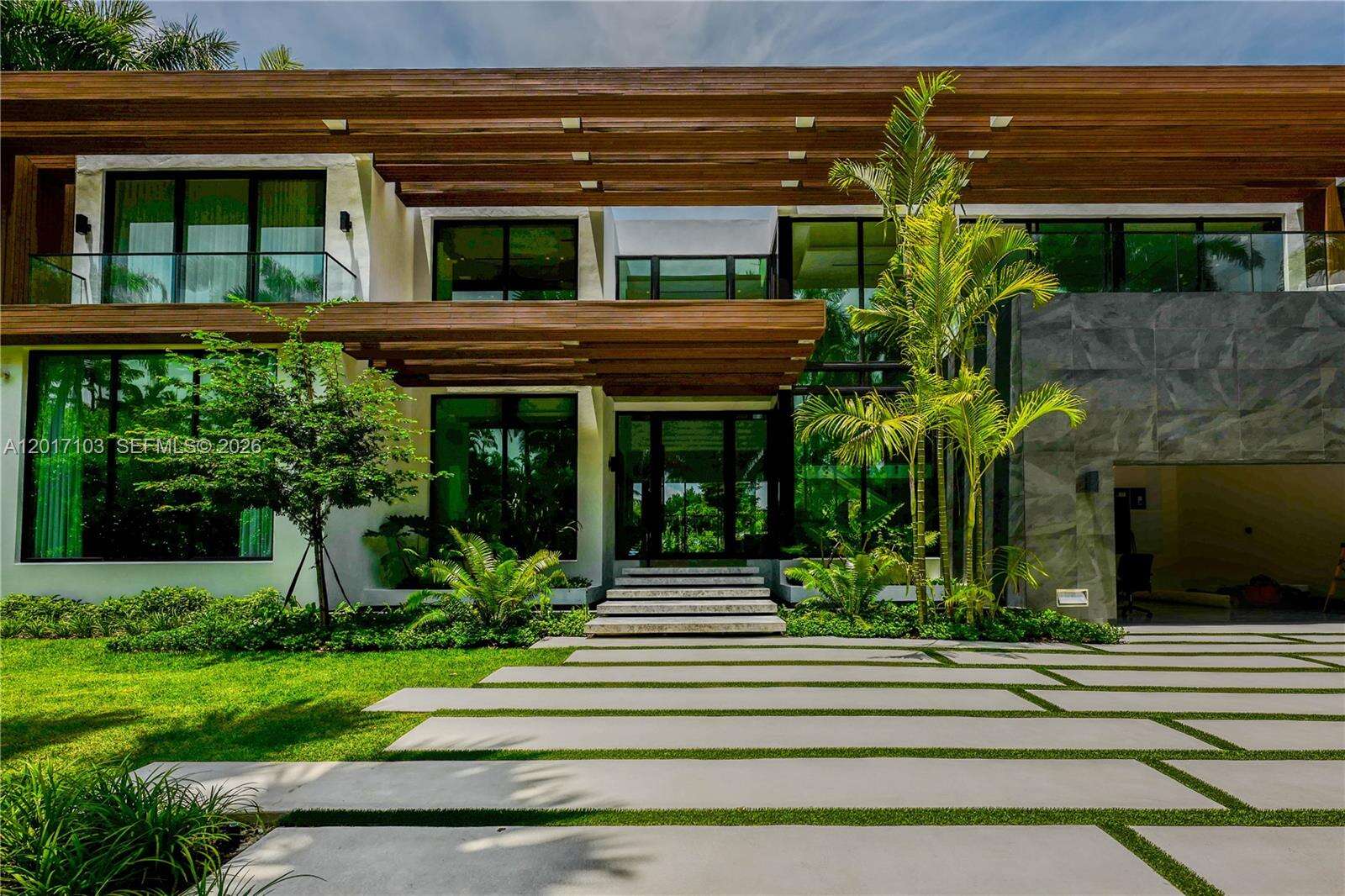 2520 Shelter Ave, Miami Beach, FL 33140 - For Sale photo 1