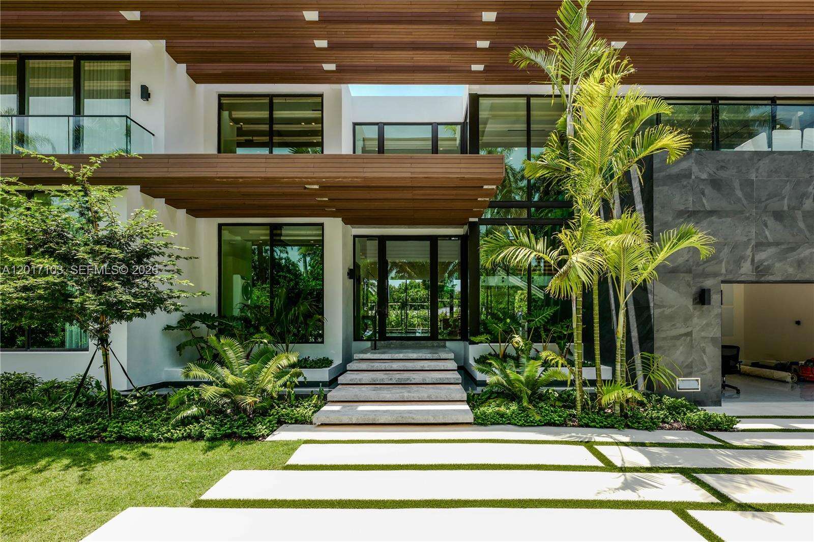 2520 Shelter Ave, Miami Beach, FL 33140 - For Sale photo 12