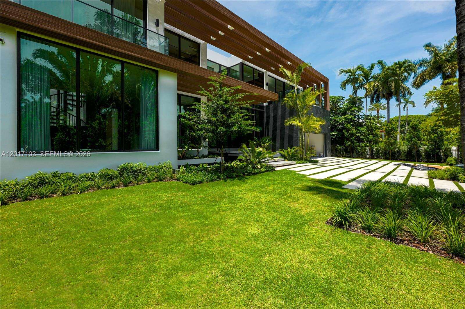 2520 Shelter Ave, Miami Beach, FL 33140 - For Sale photo 15