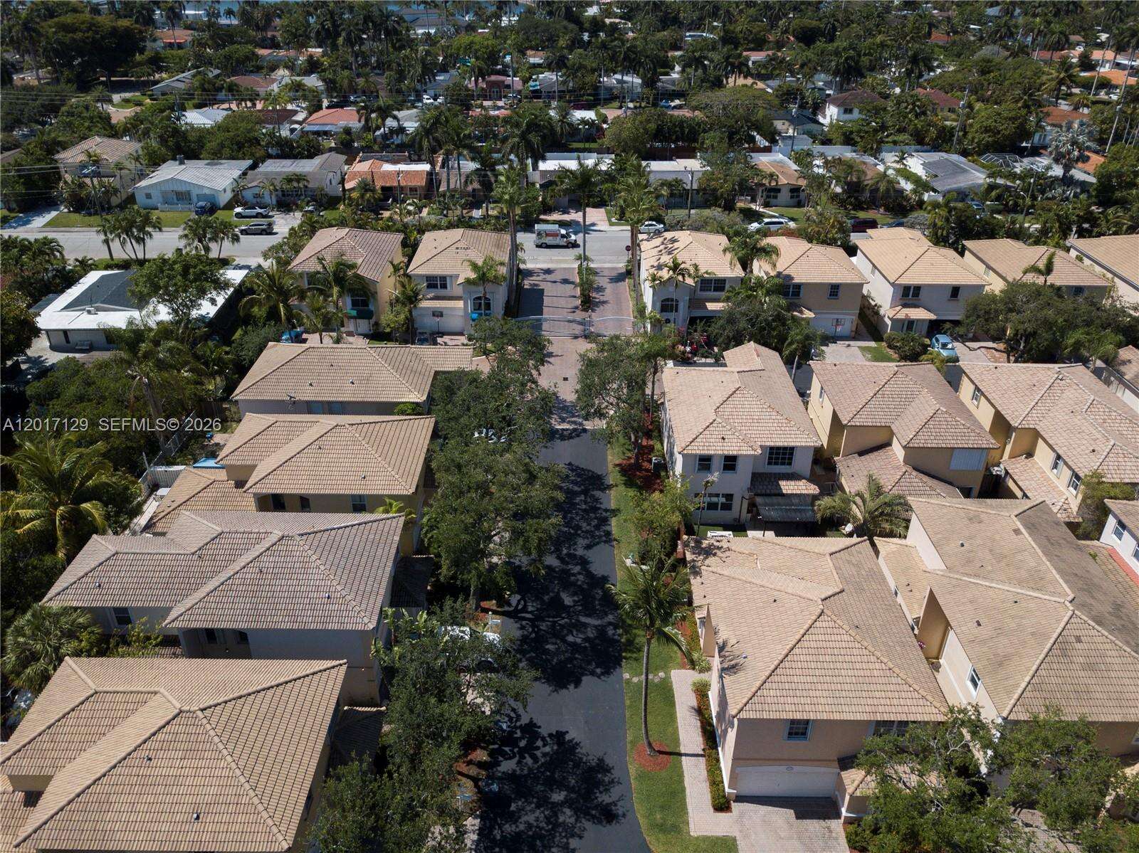 1240 Grant St, Hollywood, FL 33019 - For Sale photo 26