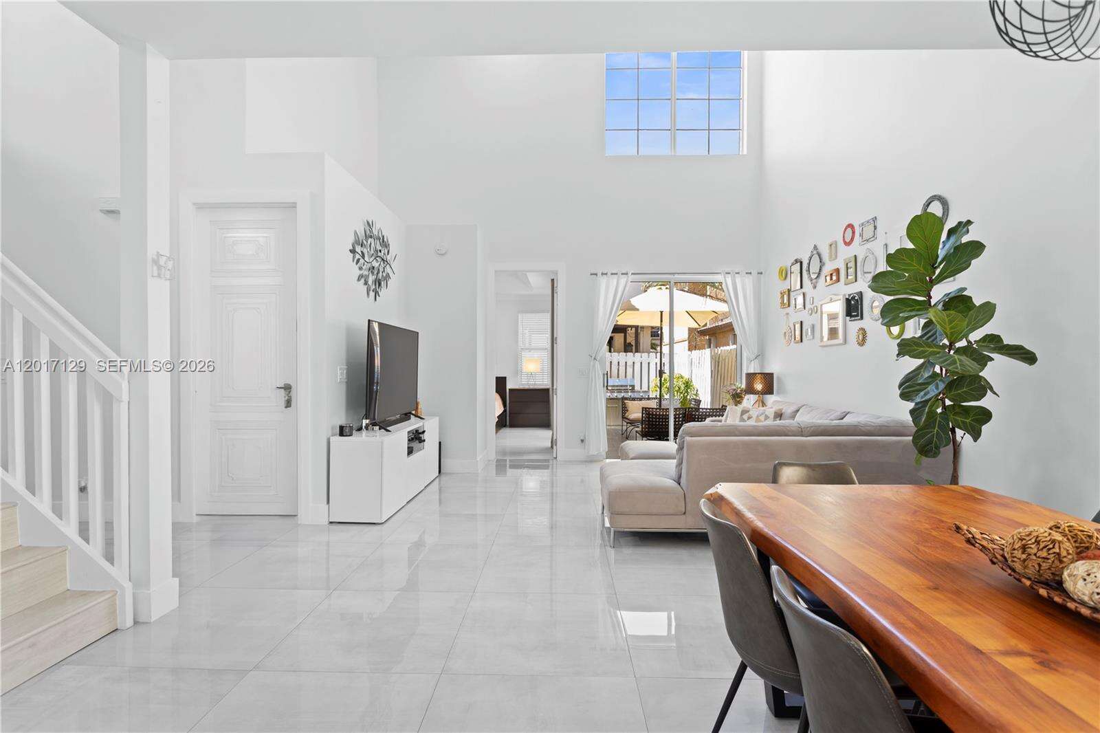 1240 Grant St, Hollywood, FL 33019 - For Sale photo 4