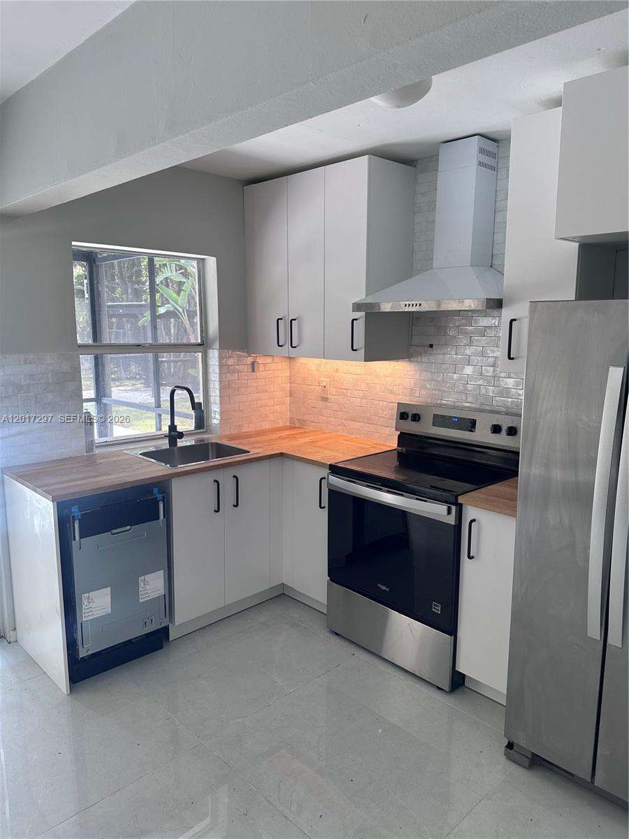 200 19th St, Fort Lauderdale, FL 33316 - For Sale photo 1