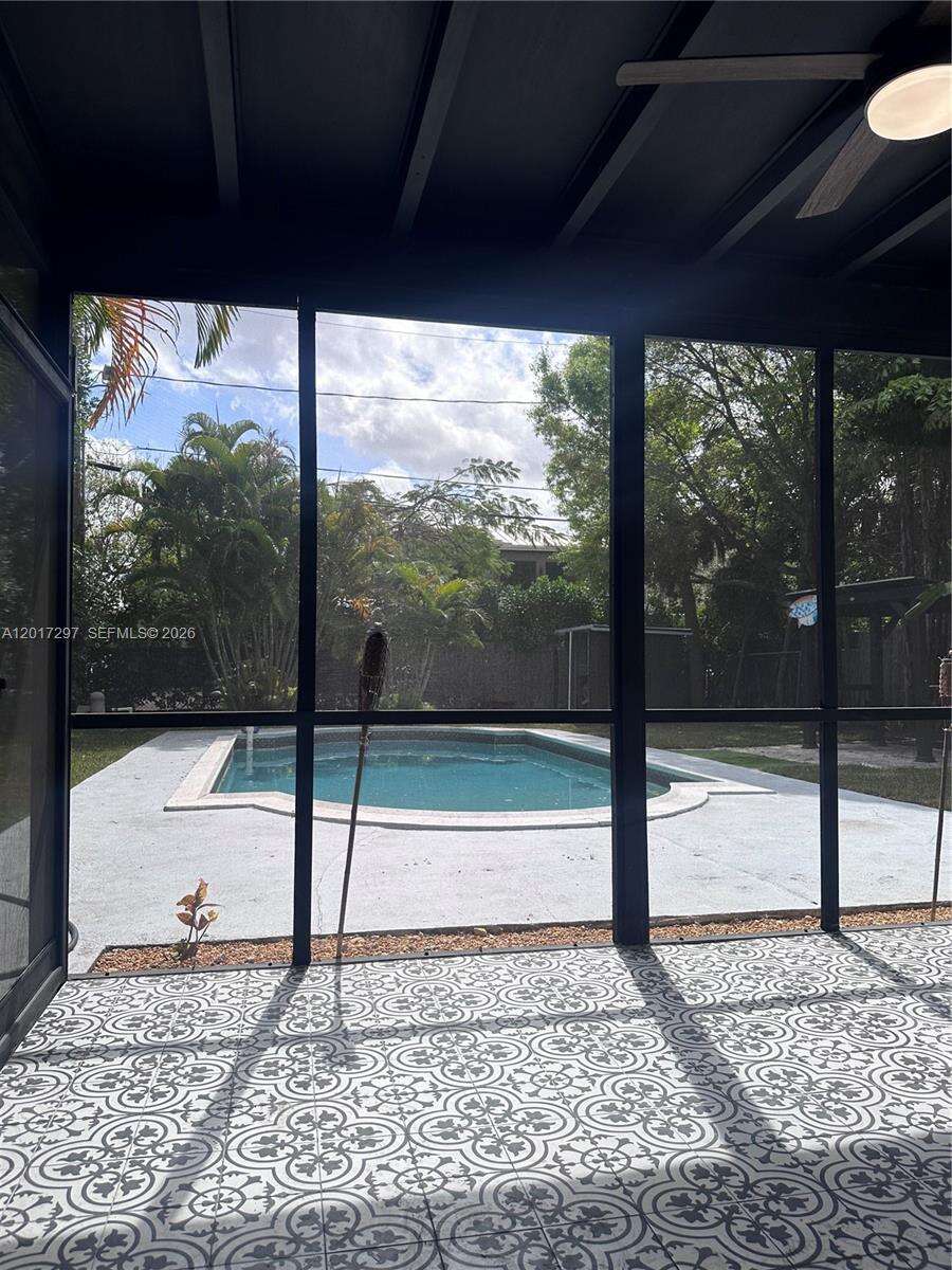 200 19th St, Fort Lauderdale, FL 33316 - For Sale photo 2