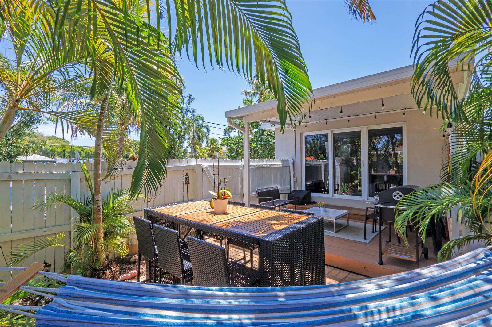 1603 Jefferson, Hollywood, FL 33020 - For Sale photo 2