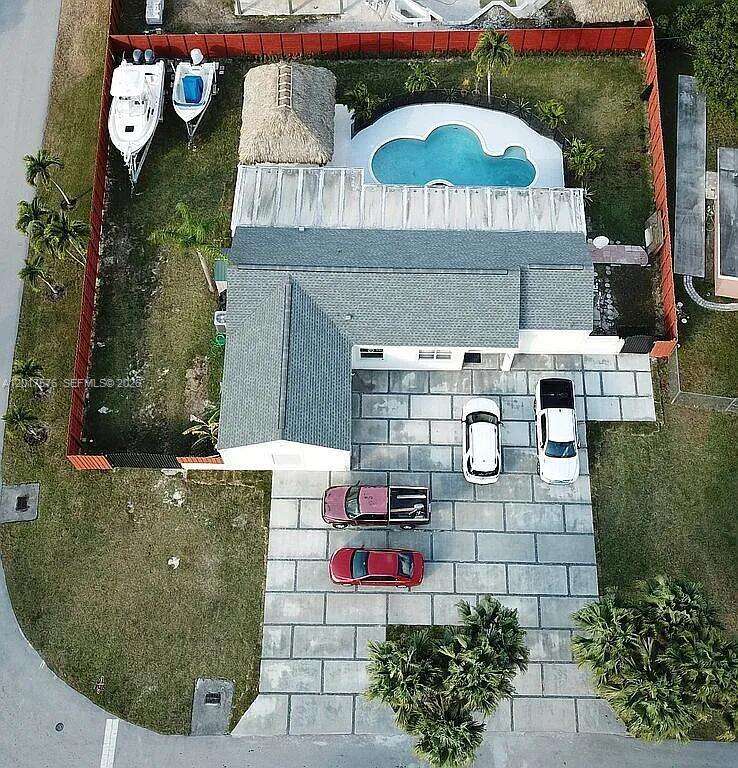 15481 155th Ter, Miami, FL 33187 - For Sale photo 2