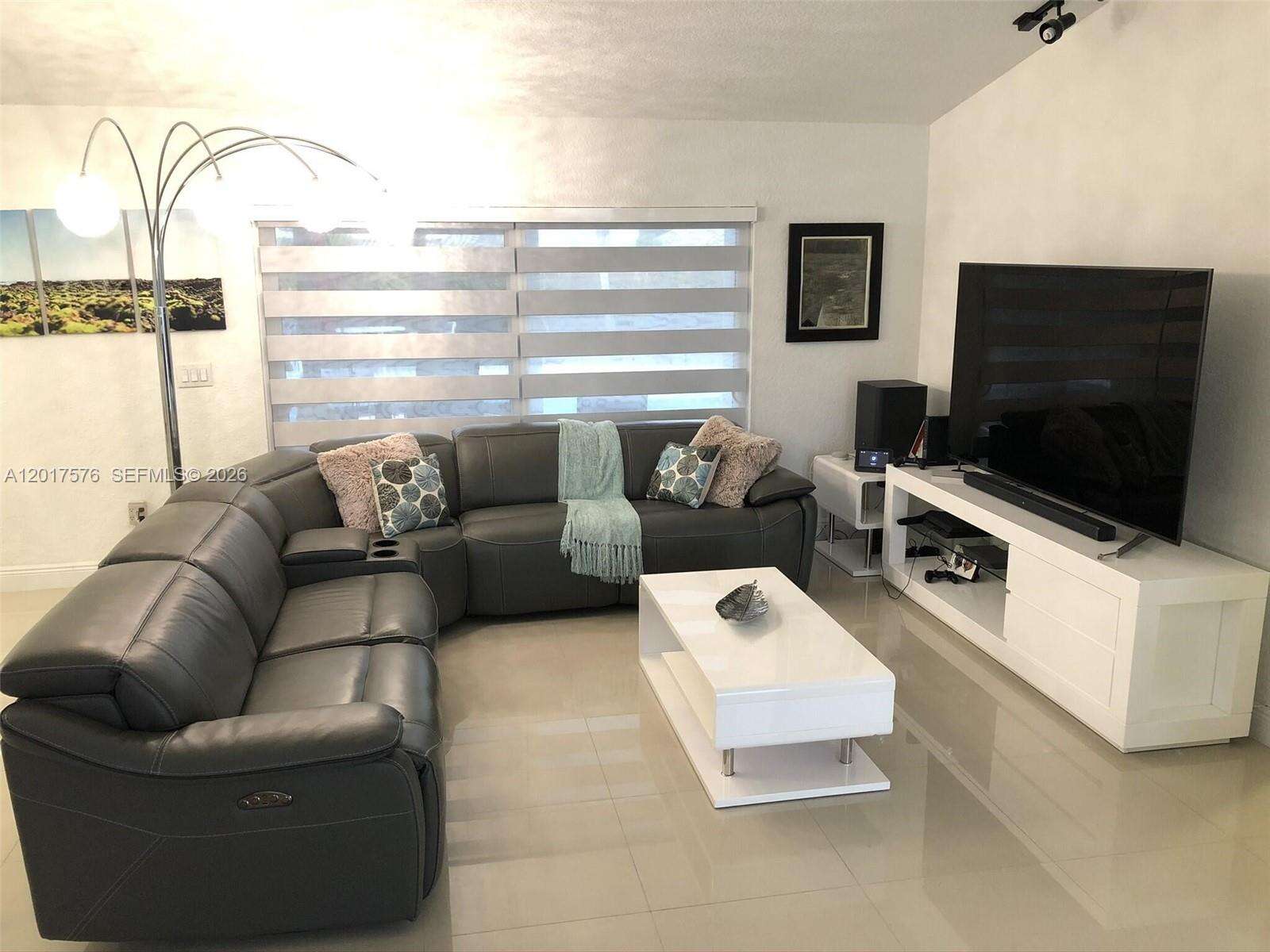 15481 155th Ter, Miami, FL 33187 - For Sale photo 24