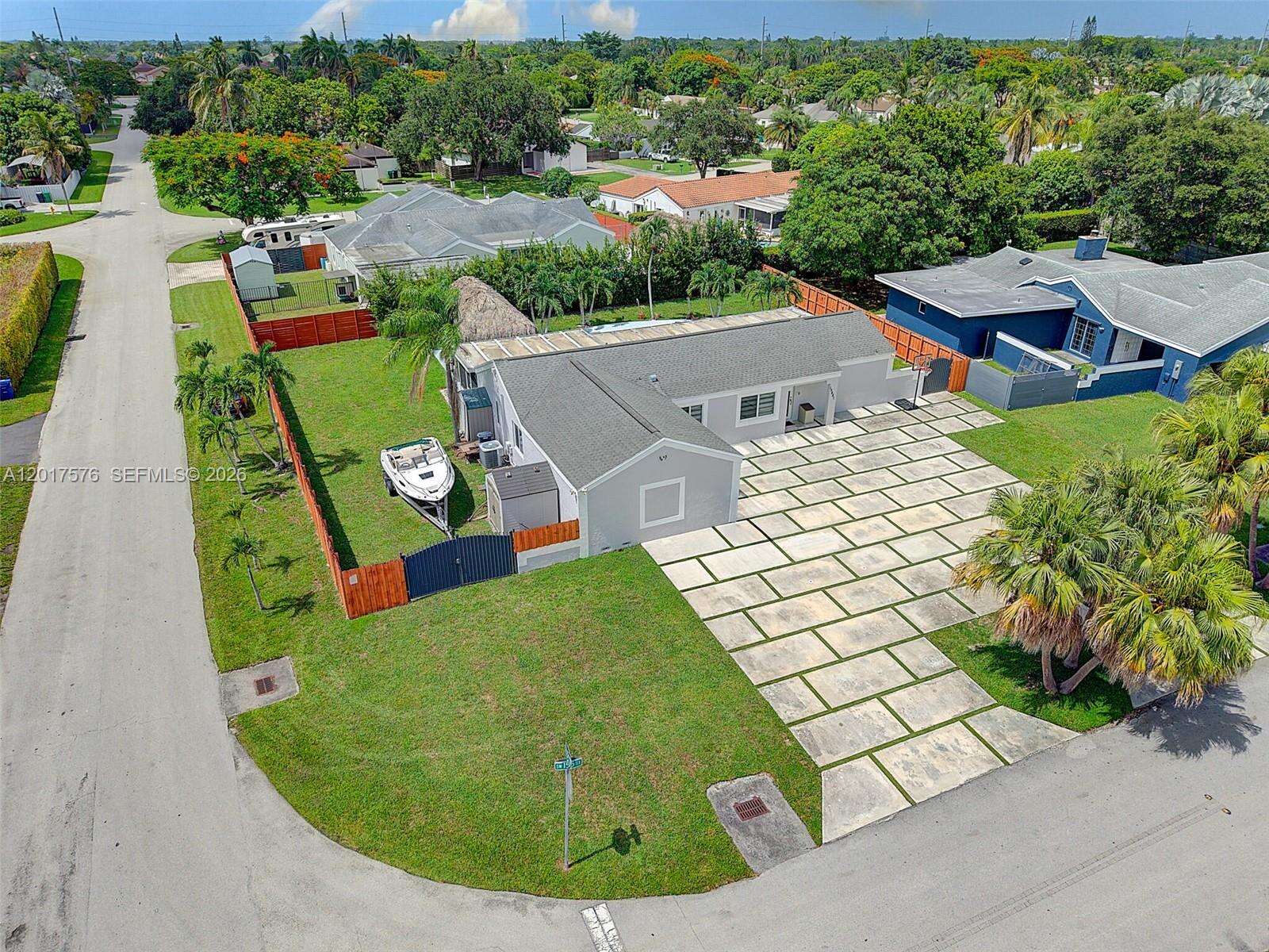 15481 155th Ter, Miami, FL 33187 - For Sale photo 40