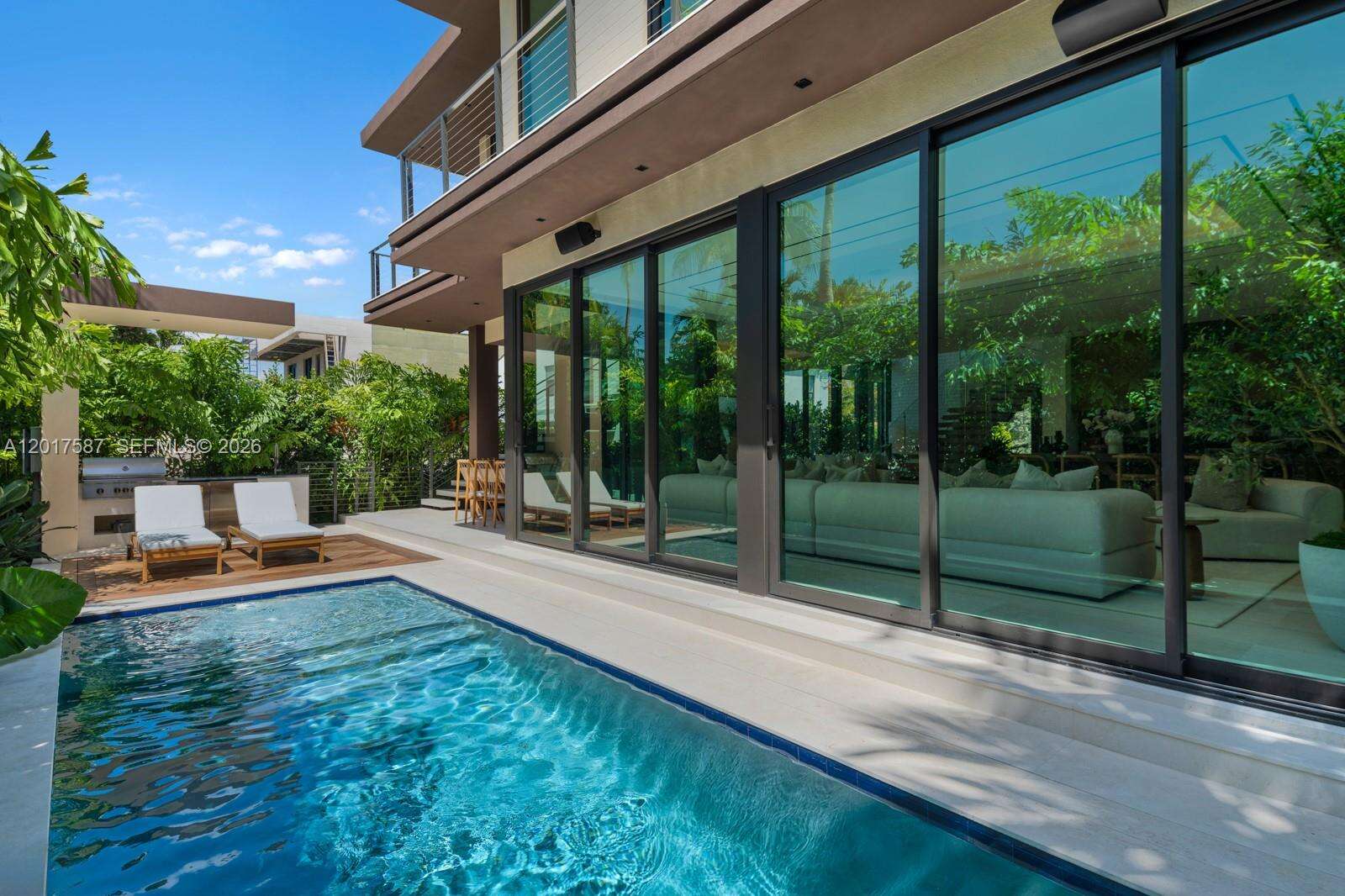 3045 Bay Rd, Miami Beach, FL 33140 - For Sale photo 17