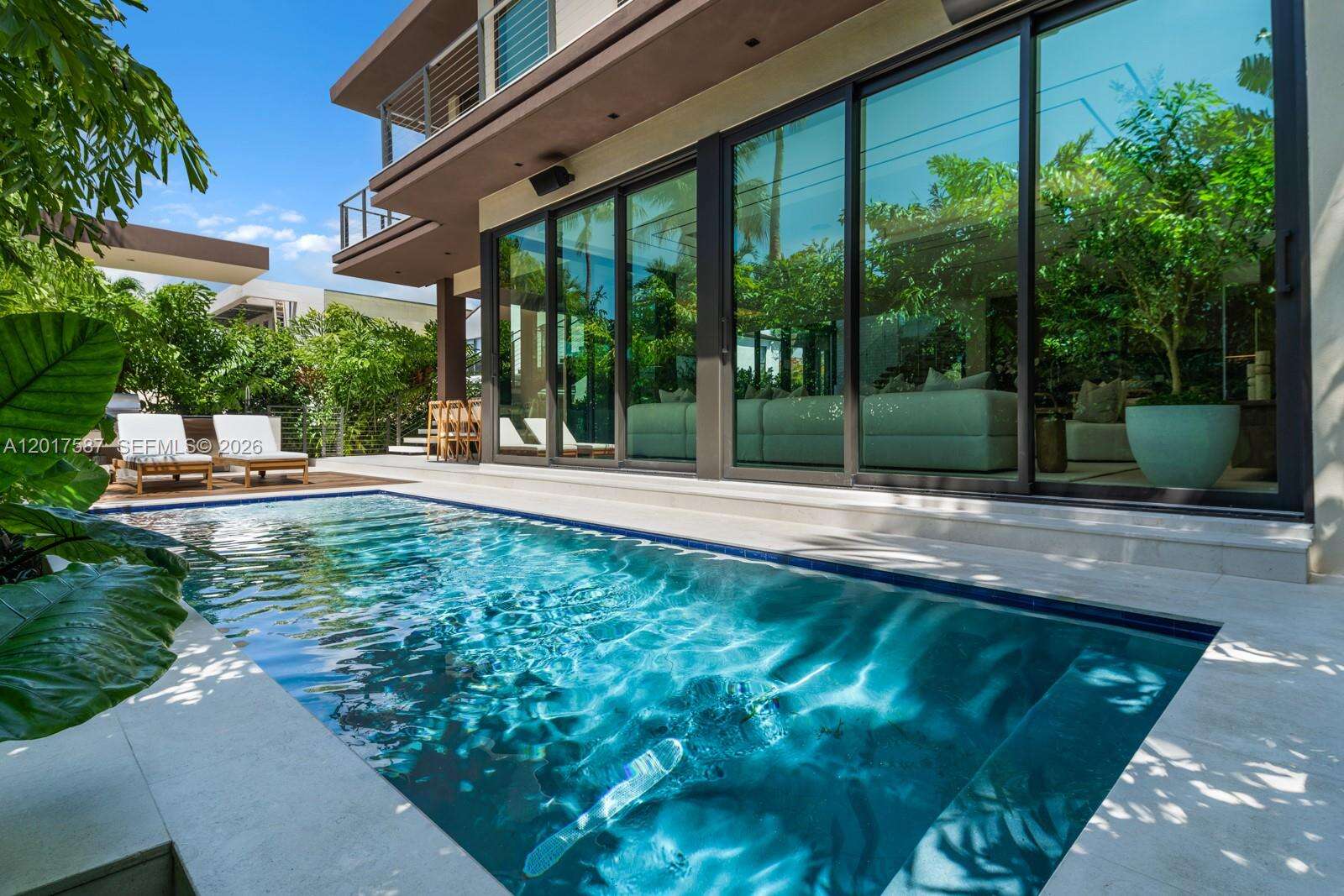 3045 Bay Rd, Miami Beach, FL 33140 - For Sale photo 3