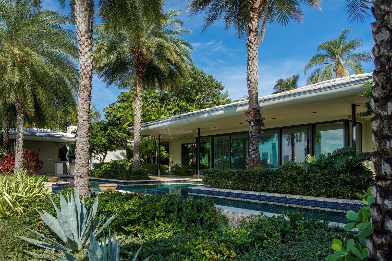 250 San Marino Dr, Miami Beach, FL 33139 | Picture 4